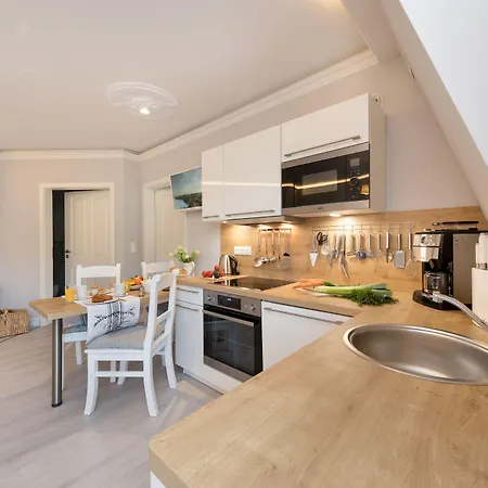 Strandblick Apartmán *